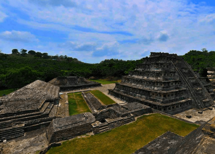 cumbre tajín zona arquelogica