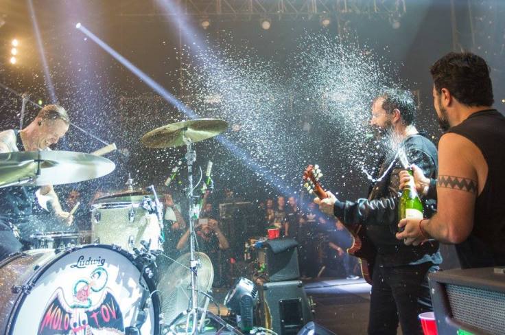 molotov-20-an%cc%83os-2